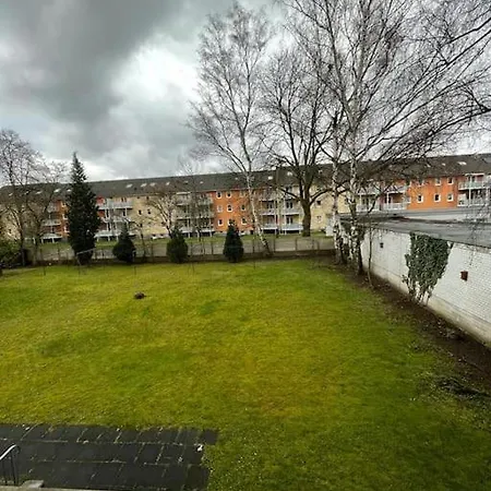 Apartment 2 Mobliert Zentrale Lage In